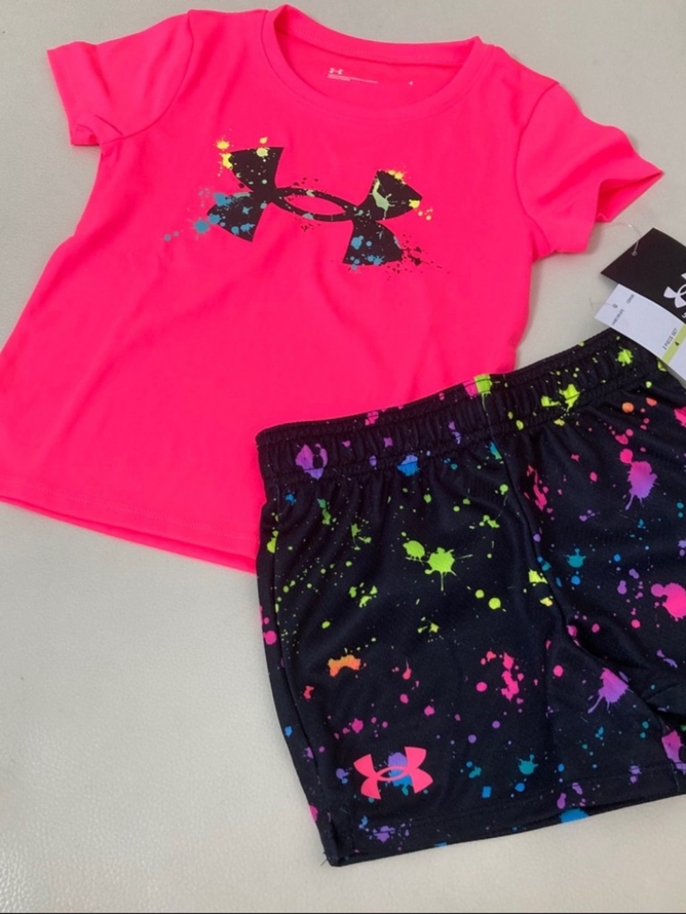 Under Armour cute pink neon colorful shorts set 2020 - Picture 4 of 4